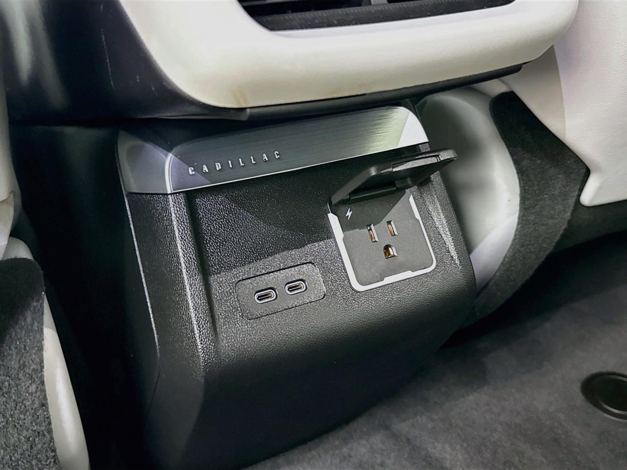 2024 Cadillac LYRIQ Luxury 3 Willowbrook IL
