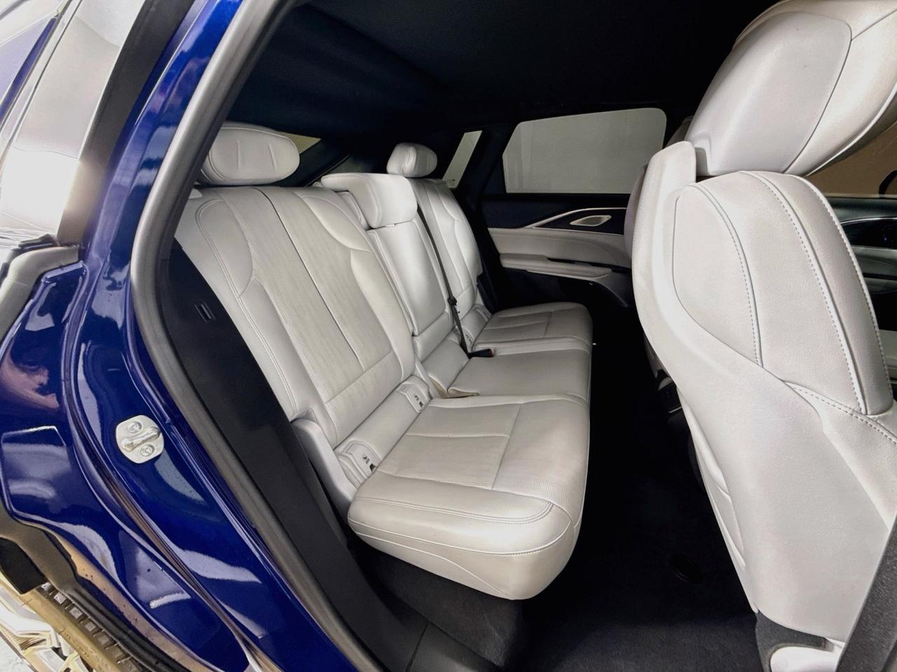 2024 Cadillac LYRIQ Luxury 3 Willowbrook IL