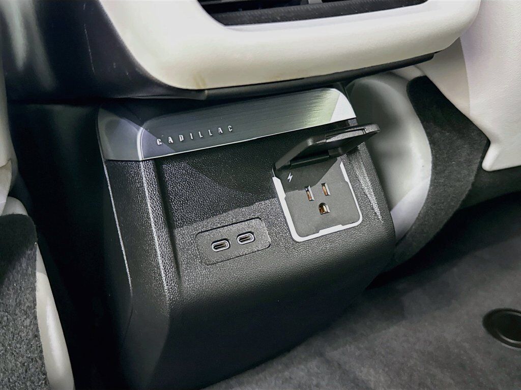 2024 Cadillac LYRIQ Luxury 3 Willowbrook IL