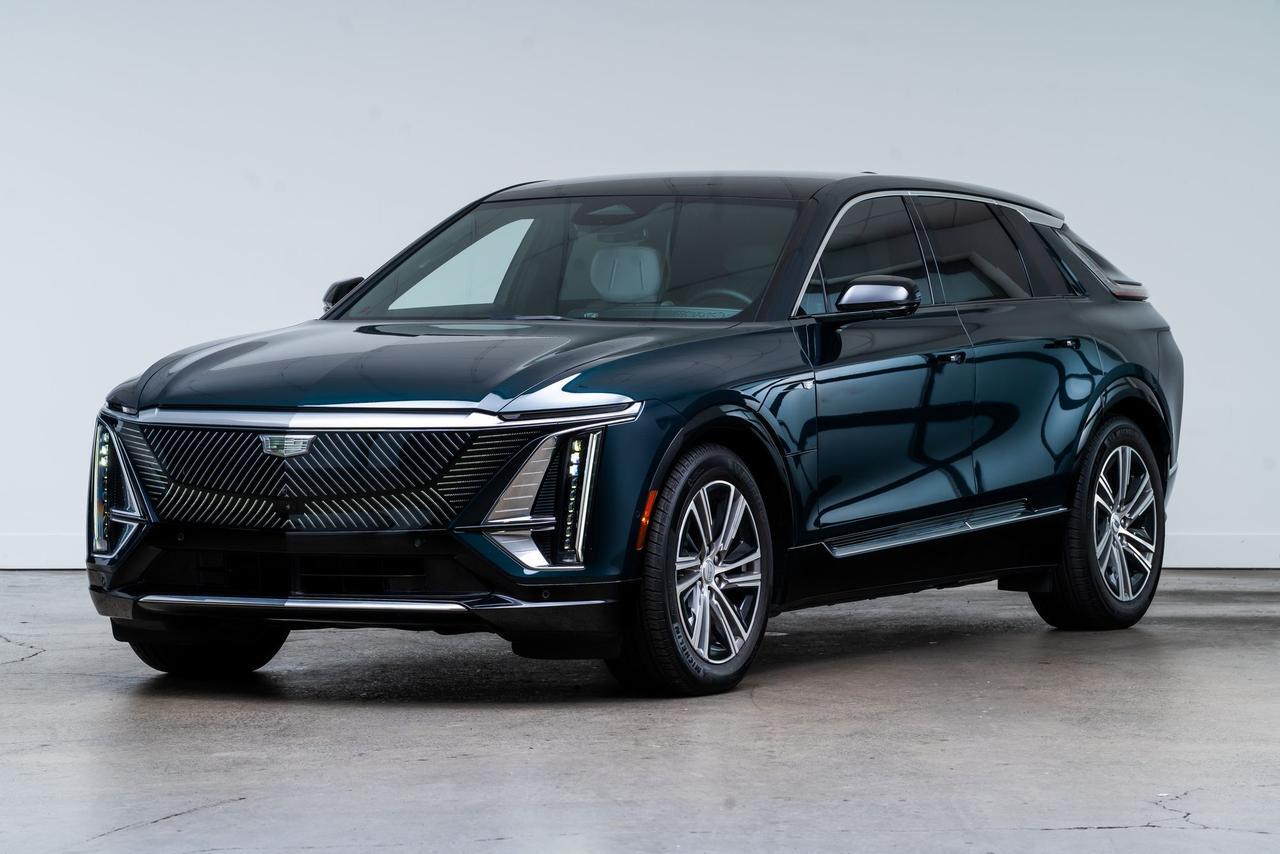 2024 Cadillac LYRIQ Luxury Lane Keep Assist Surround Vision Portland OR