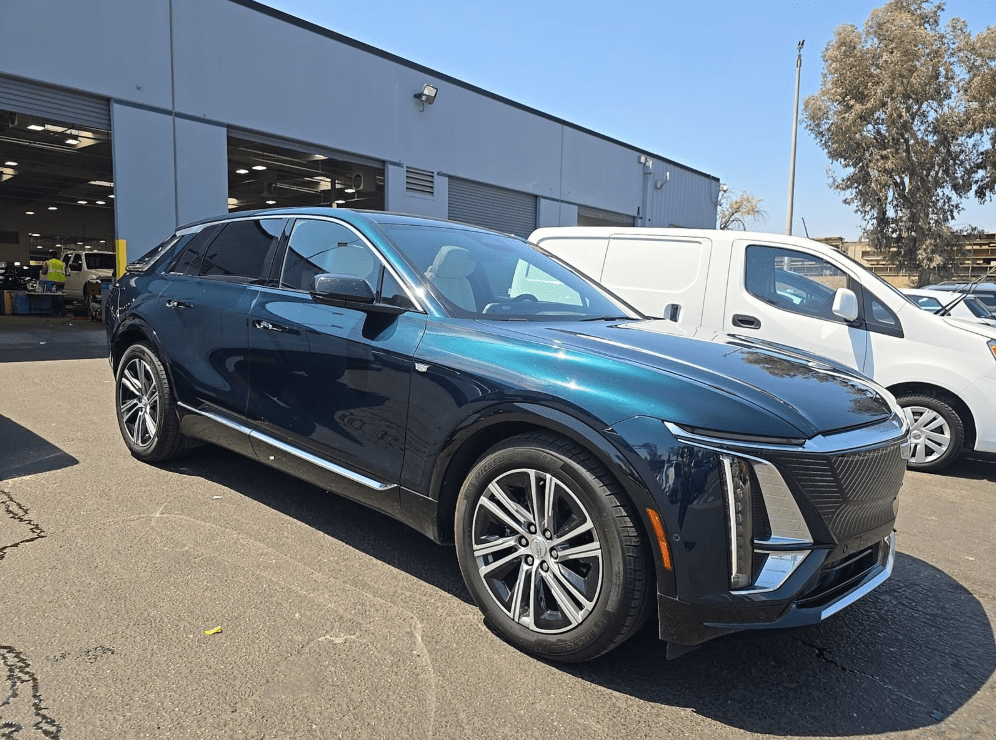 2024 Cadillac LYRIQ Luxury