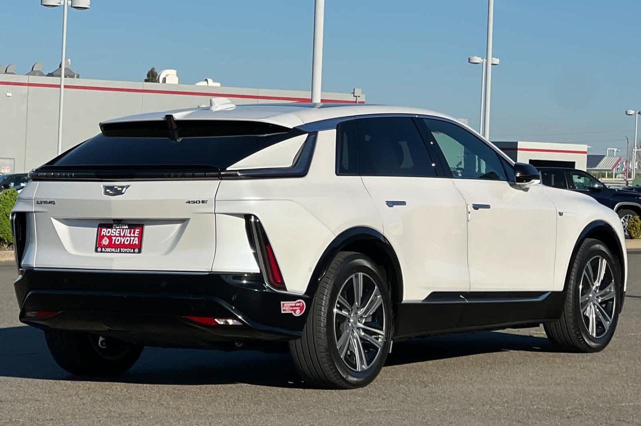 2024 Cadillac LYRIQ Luxury