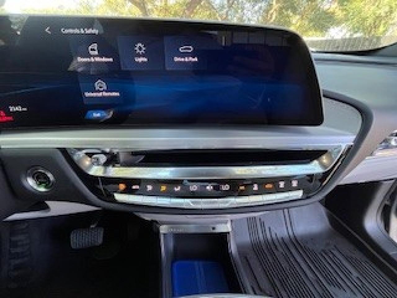 2024 Cadillac LYRIQ Luxury Spring Branch TX