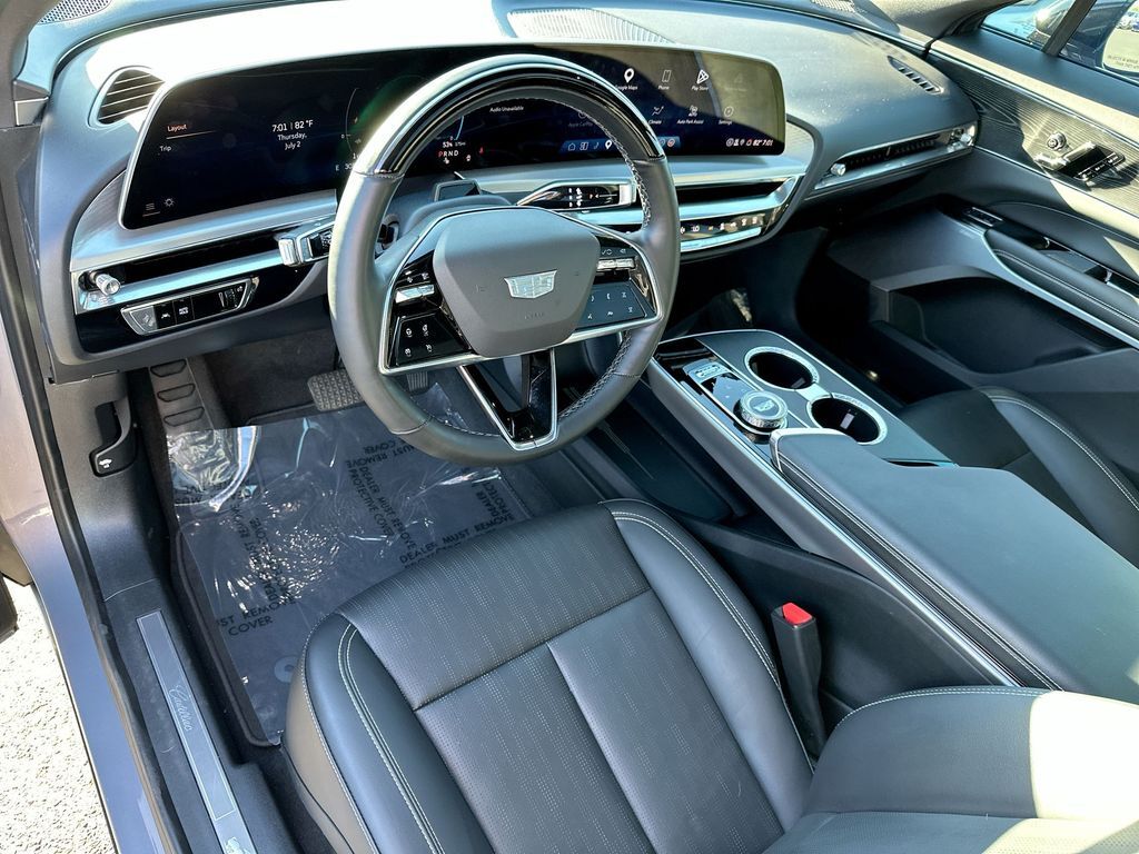 2024 Cadillac LYRIQ Luxury