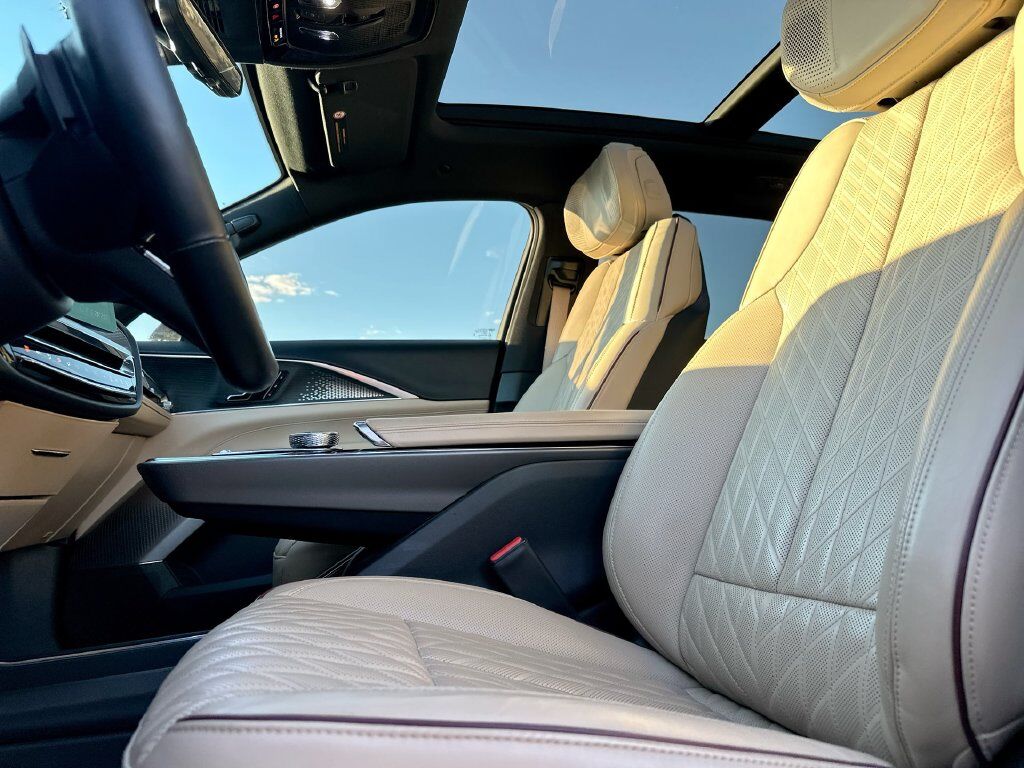2024 Cadillac LYRIQ Luxury Tucson AZ