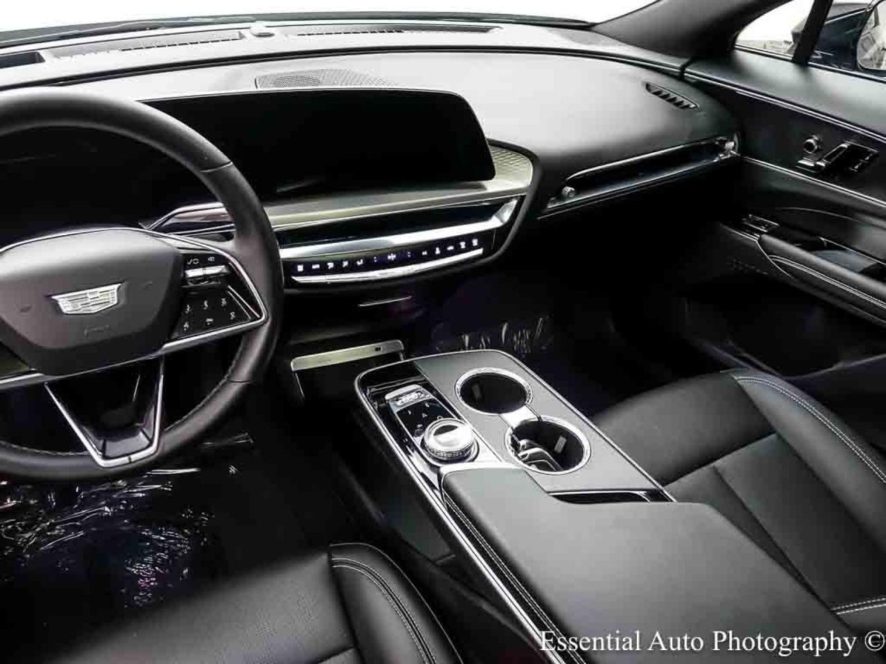 2024 Cadillac LYRIQ Luxury Willowbrook IL