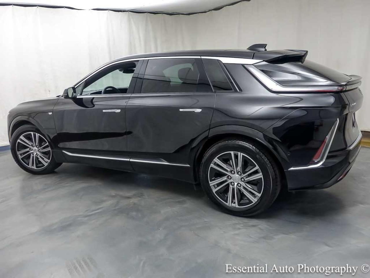 2024 Cadillac LYRIQ Luxury Willowbrook IL