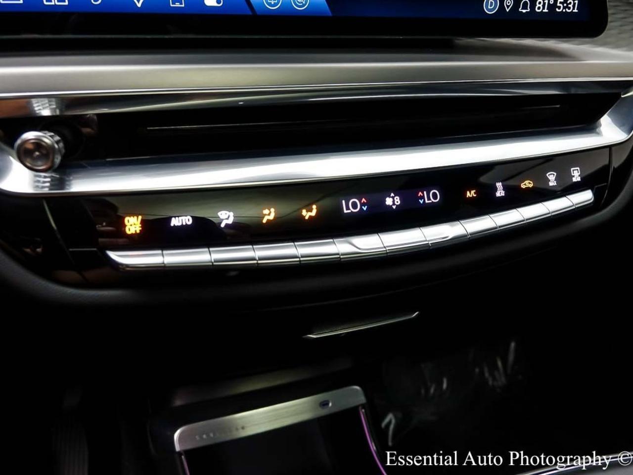 2024 Cadillac LYRIQ Luxury Willowbrook IL