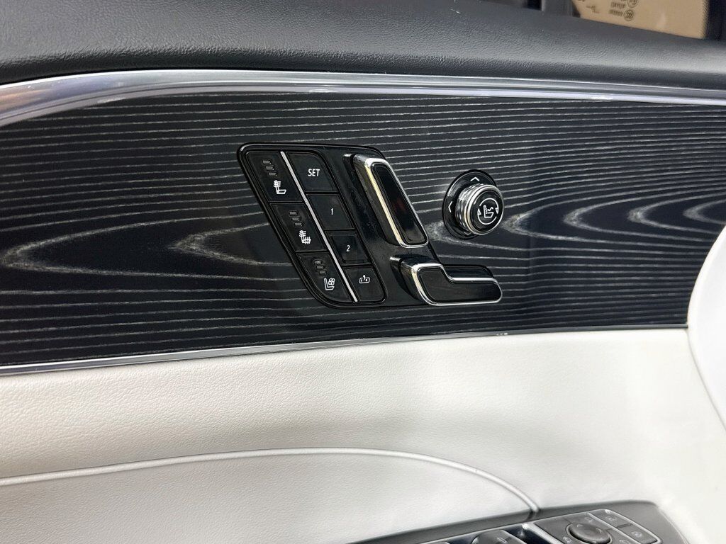 2024 Cadillac LYRIQ Luxury Willowbrook IL