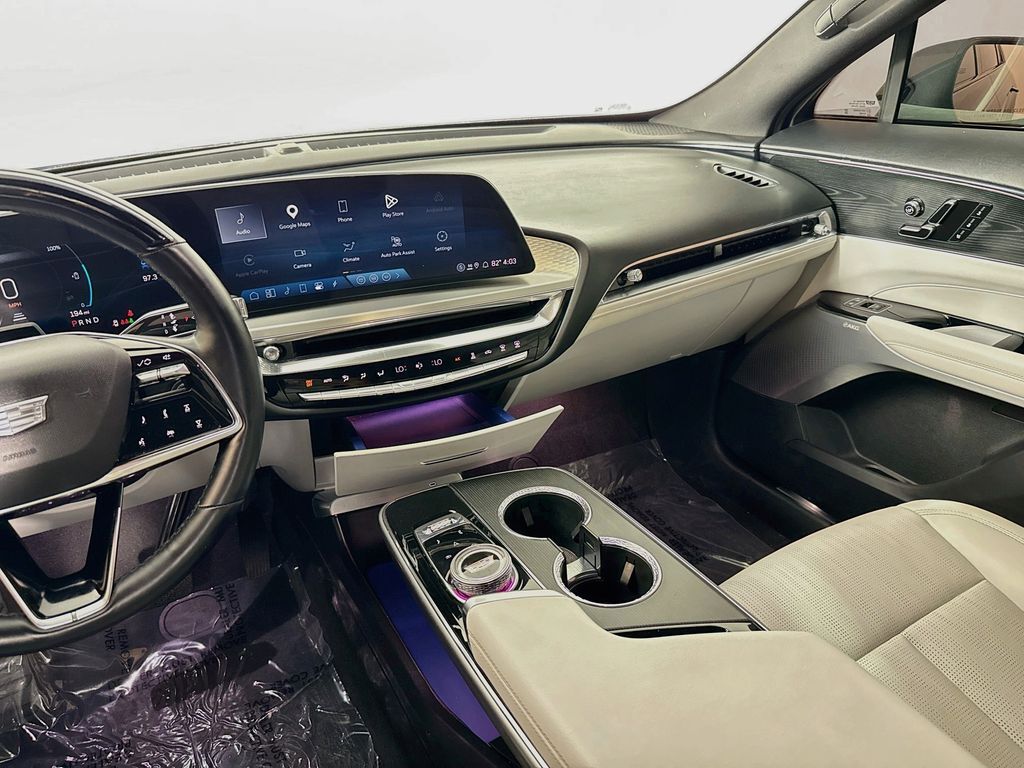 2024 Cadillac LYRIQ Luxury Willowbrook IL