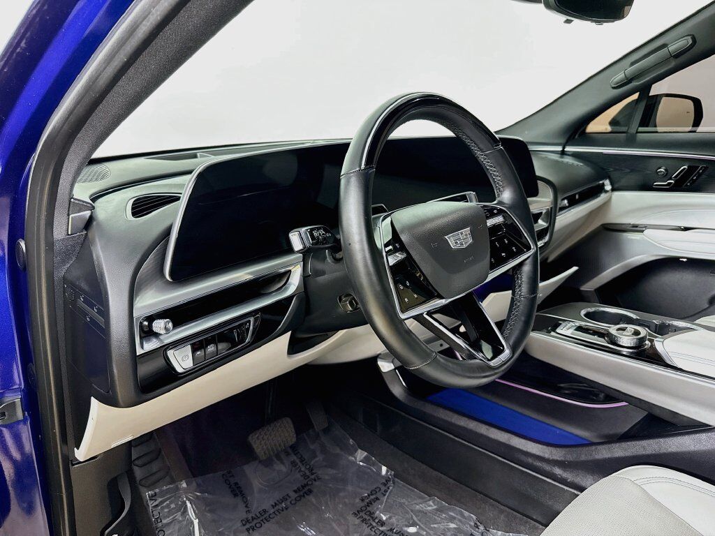 2024 Cadillac LYRIQ Luxury Willowbrook IL