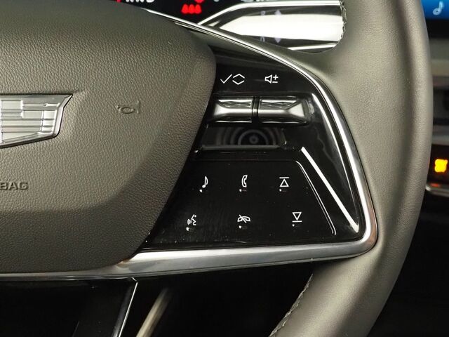 2024 Cadillac LYRIQ Sport 1 AWD *NAVIGATION, ADAPTIVE CRUISE, SAFETY ALERTS, 360 VIEW CAMERAS, COLOR TOUCHSCREEN, PANORAMA GLASS ROOF, HEATED SEATS/STEERING, POWER LIFTGATE, 20 INCH WHEELS, WIRELESS CHARGING, ANDROID & APPLE Round Rock TX