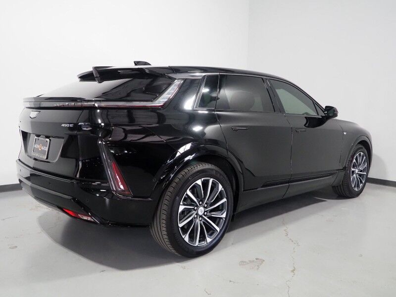 2024 Cadillac LYRIQ Sport 1 *NAVIGATION, ADAPTIVE CRUISE, SAFETY ALERTS, 360 VIEW CAMERAS, COLOR TOUCHSCREEN, PANORAMA GLASS ROOF, HEATED SEATS/STEERING, POWER LIFTGATE, 20 INCH WHEELS, WIRELESS CHARGING, ANDROID & APPLE Round Rock TX