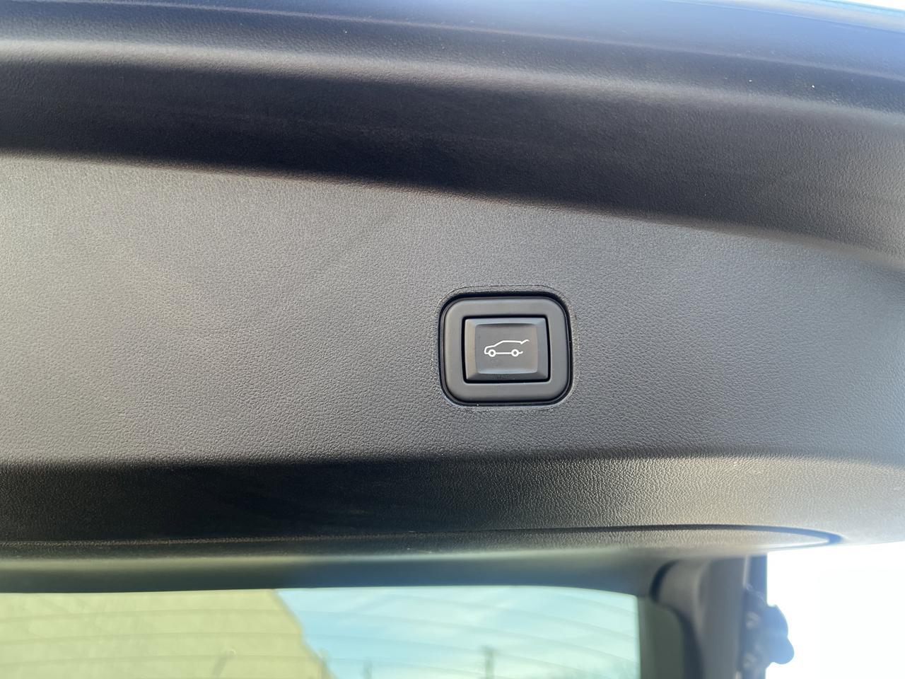 2024 Cadillac LYRIQ Sport 2 AWD w/Sunroof SuperCruise AdptvCrz TrailerPrep IntProtectPkg HtdCldMemLthr HD-SrrndVsn Saukville WI