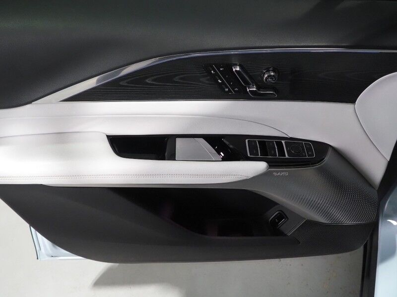 2024 Cadillac LYRIQ Sport 2 RWD *NAVIGATION, SUPER CRUISE, SAFETY ALERTS, 360 CAMERAS, COLOR TOUCHSCREEN, PANORAMA GLASS ROOF, CLIMATE SEATS, HEATED STEERING, POWER LIFTGATE, AKG AUDIO, WIRELESS CHARGING, ANDROID & APPLE Round Rock TX