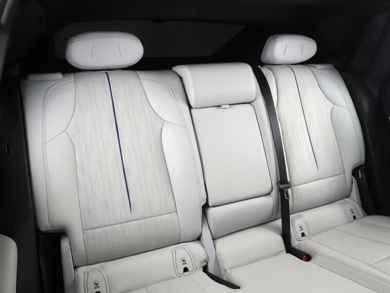 2024 Cadillac LYRIQ Sport 2 RWD *NAVIGATION, SUPER CRUISE, SAFETY ALERTS, 360 CAMERAS, COLOR TOUCHSCREEN, PANORAMA GLASS ROOF, CLIMATE SEATS, HEATED STEERING, POWER LIFTGATE, AKG AUDIO, WIRELESS CHARGING, ANDROID & APPLE Round Rock TX