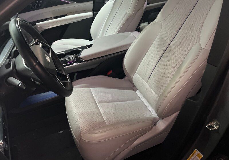 2024 Cadillac LYRIQ Sport 2 Ventilated Massage Seats / AKG Sound Portland OR