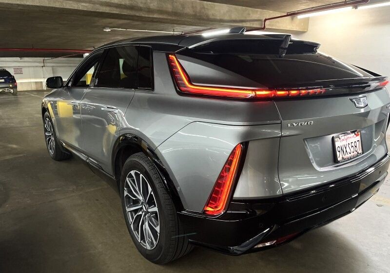 2024 Cadillac LYRIQ Sport 2 Ventilated Massage Seats / AKG Sound Portland OR