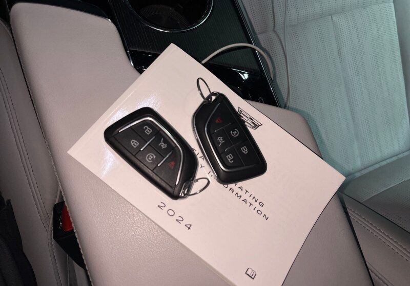 2024 Cadillac LYRIQ Sport 2 Ventilated Massage Seats / AKG Sound Portland OR