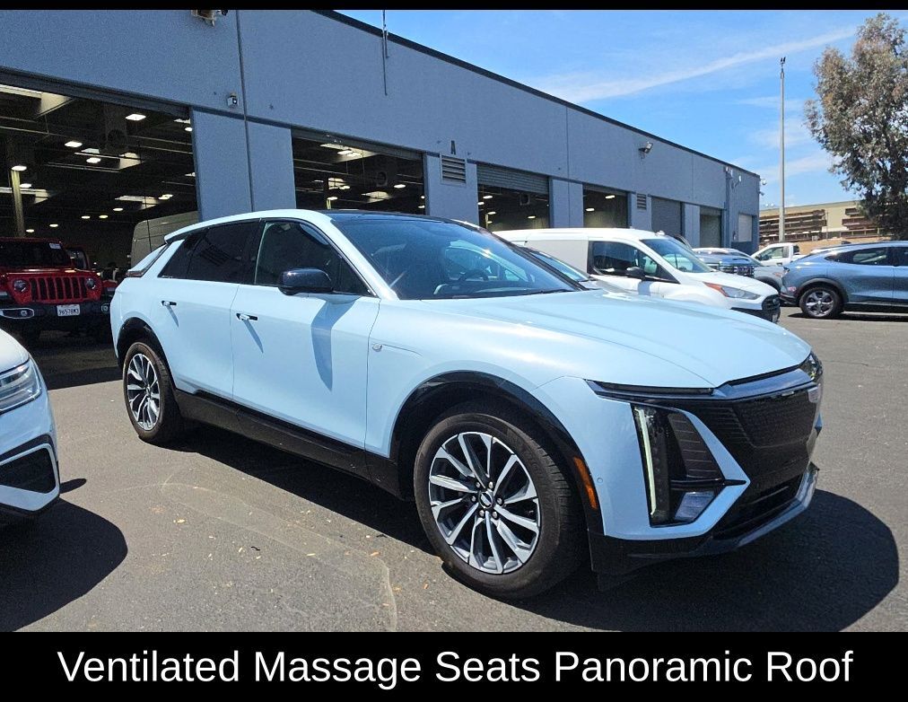 2024 Cadillac LYRIQ