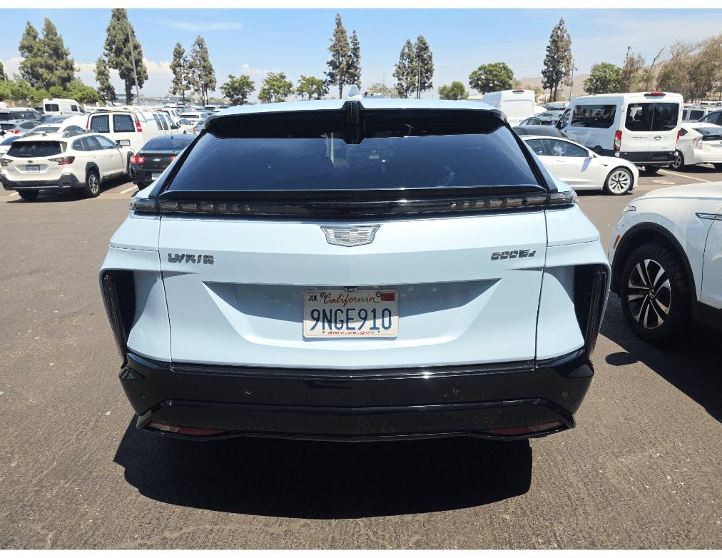 2024 Cadillac LYRIQ Sport 2 Ventilated Massage Seats Panoramic Roof Portland OR