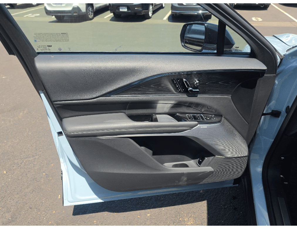 2024 Cadillac LYRIQ Sport 2 Ventilated Massage Seats Panoramic Roof Portland OR