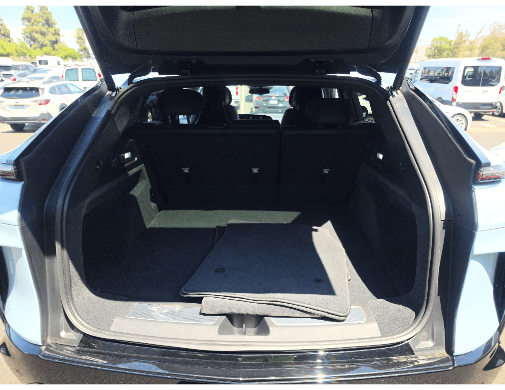 2024 Cadillac LYRIQ Sport 2 Ventilated Massage Seats Panoramic Roof Portland OR