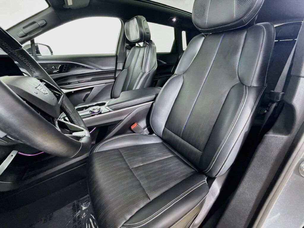 2024 Cadillac LYRIQ Sport 2 Willowbrook IL