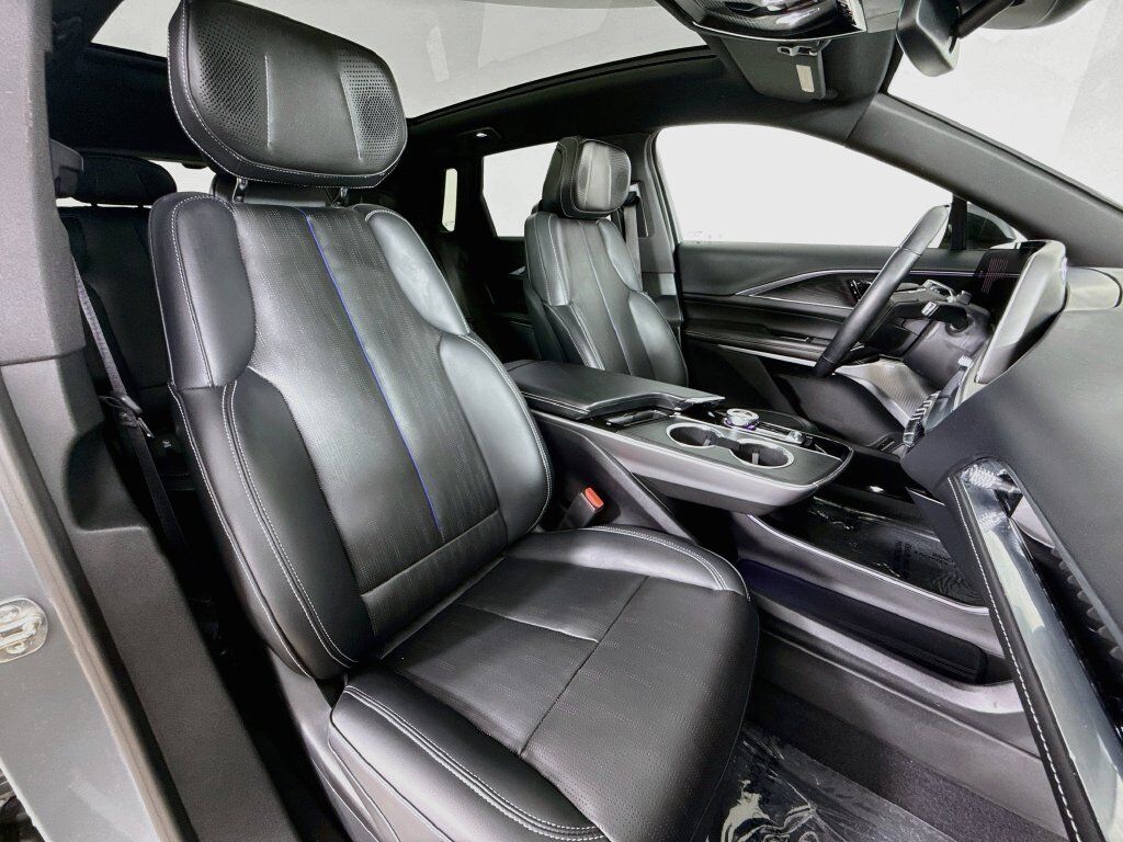 2024 Cadillac LYRIQ Sport 2 Willowbrook IL