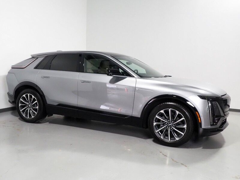 2024 Cadillac LYRIQ Sport 3 AWD *NAVIGATION, ADAPTIVE CRUISE, SAFETY ALERTS, 360 CAMERAS, PANORAMA GLASS ROOF, NAPPA LEATHER, CLIMATE SEATS, HEATED STEERING, AKG AUDIO, WIRELESS CHARGING, ANDROID & APPLE