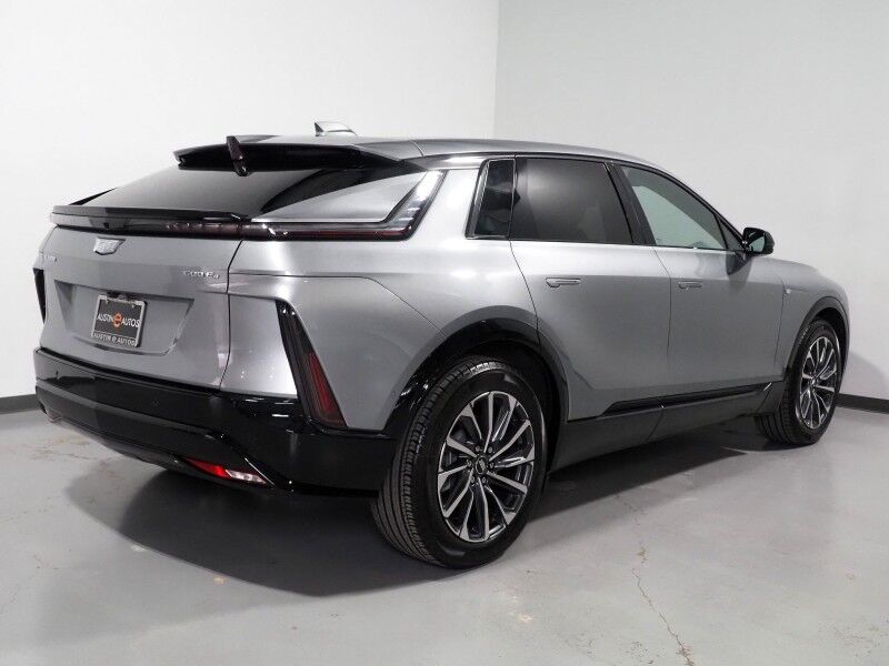 2024 Cadillac LYRIQ Sport 3 AWD *NAVIGATION, ADAPTIVE CRUISE, SAFETY ALERTS, 360 CAMERAS, PANORAMA GLASS ROOF, NAPPA LEATHER, CLIMATE SEATS, HEATED STEERING, AKG AUDIO, WIRELESS CHARGING, ANDROID & APPLE Round Rock TX