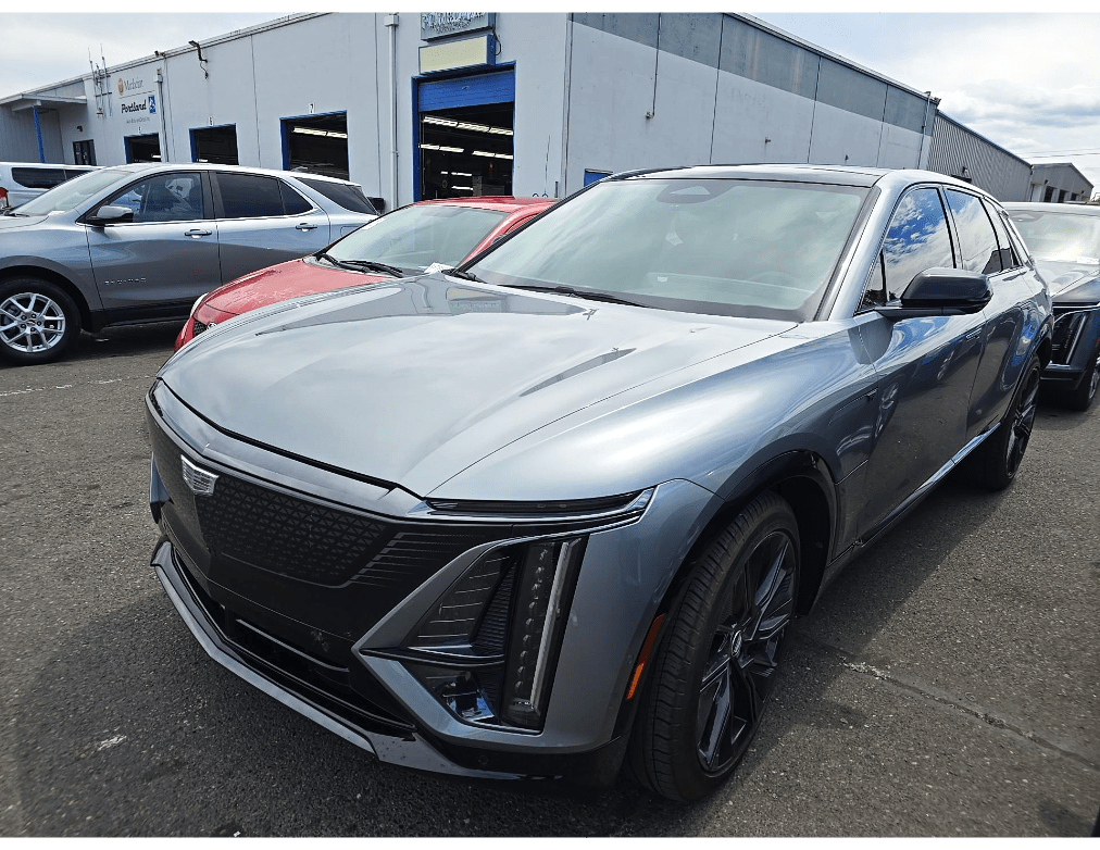 2024 Cadillac LYRIQ Sport 3 Panoramic Roof Ventilated Seats Portland OR