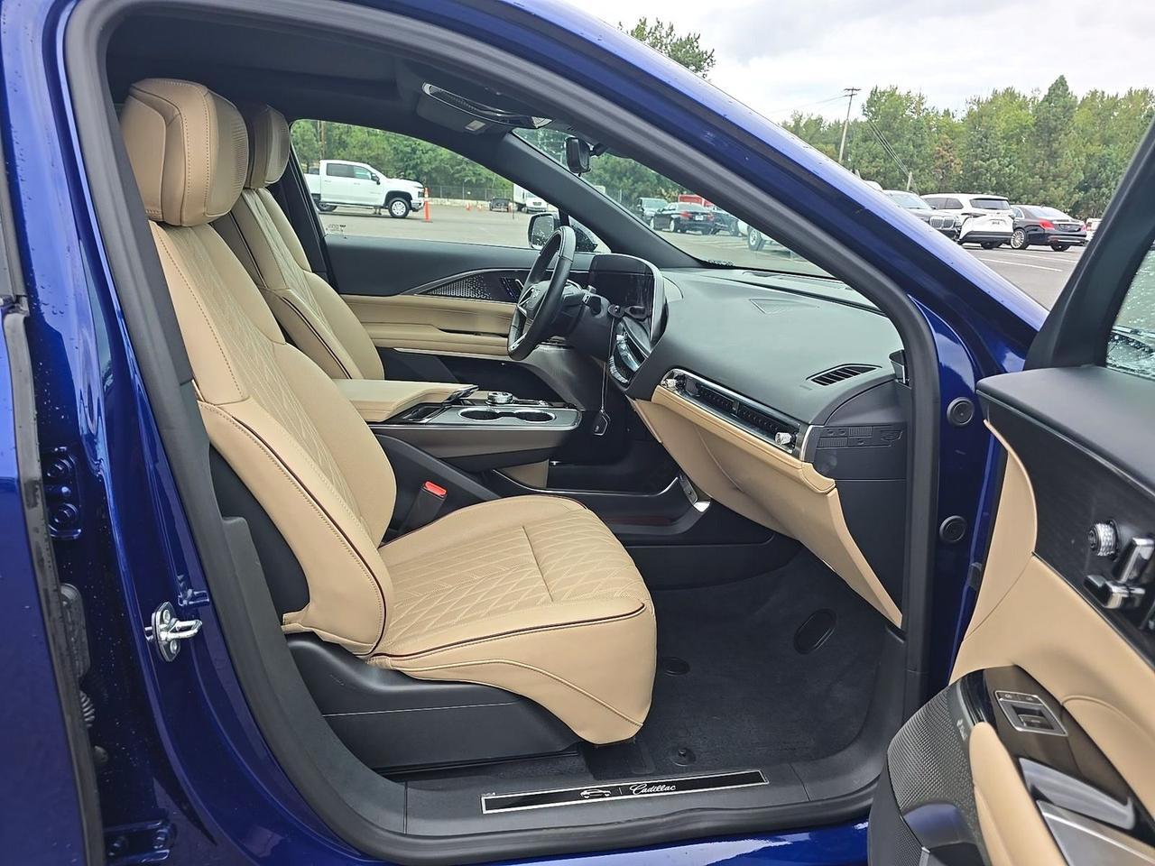 2024 Cadillac LYRIQ Sport 3 Sliding Panoramic Roof Nappa Leather Portland OR