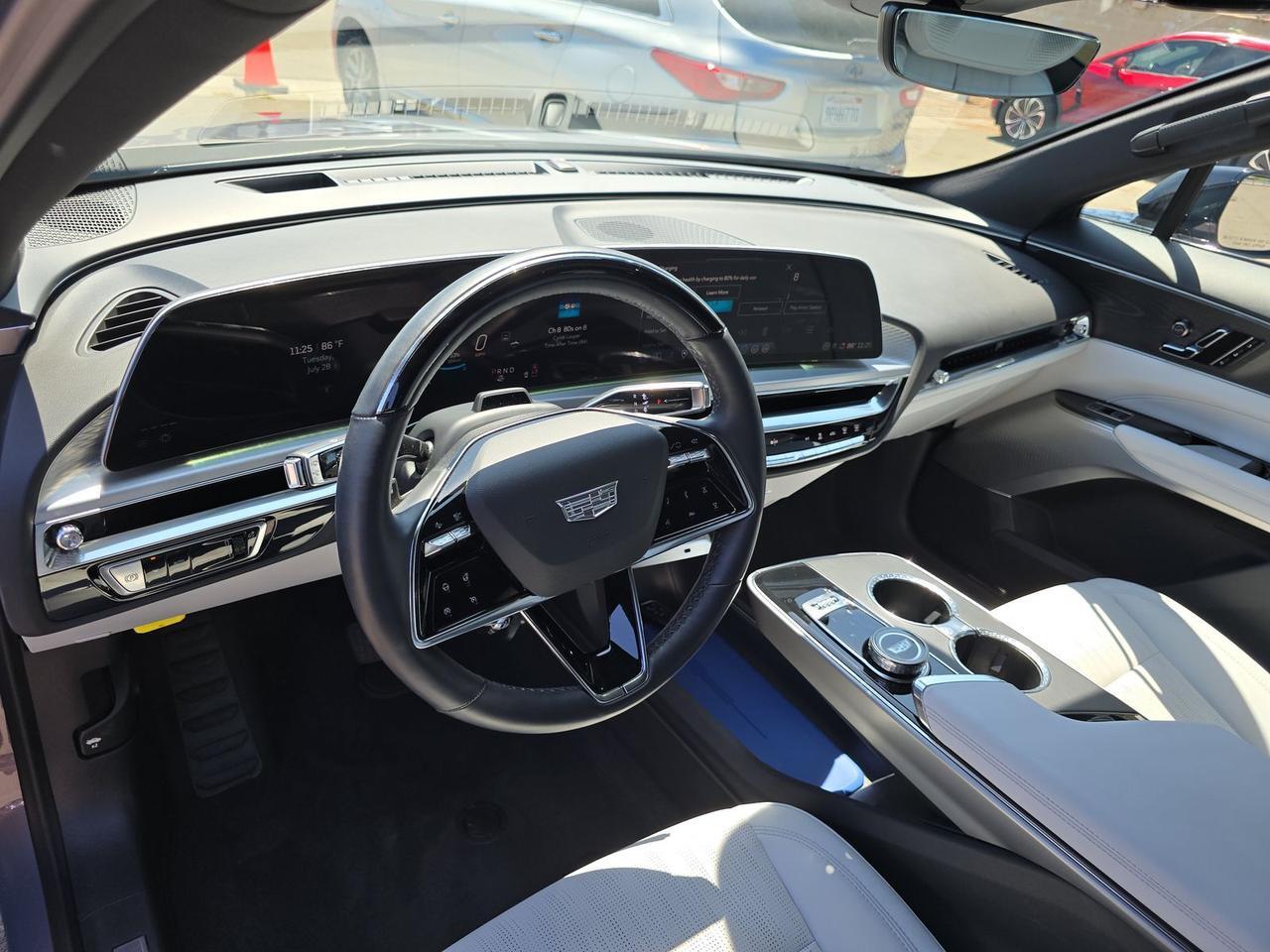 2024 Cadillac LYRIQ Sport 3 Ventilated Massage Seats AKG Sound Portland OR