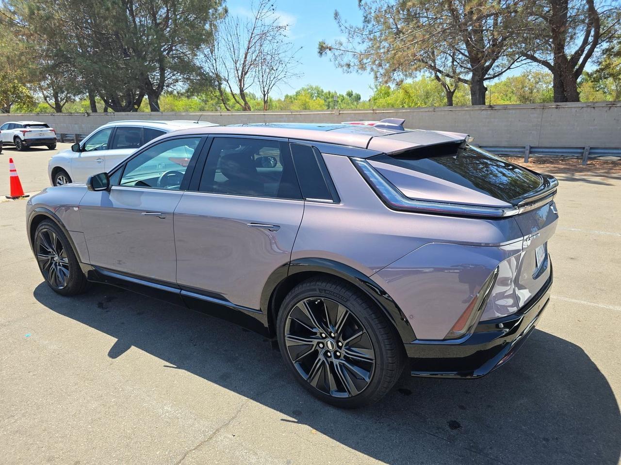2024 Cadillac LYRIQ Sport 3 Ventilated Massage Seats AKG Sound Portland OR