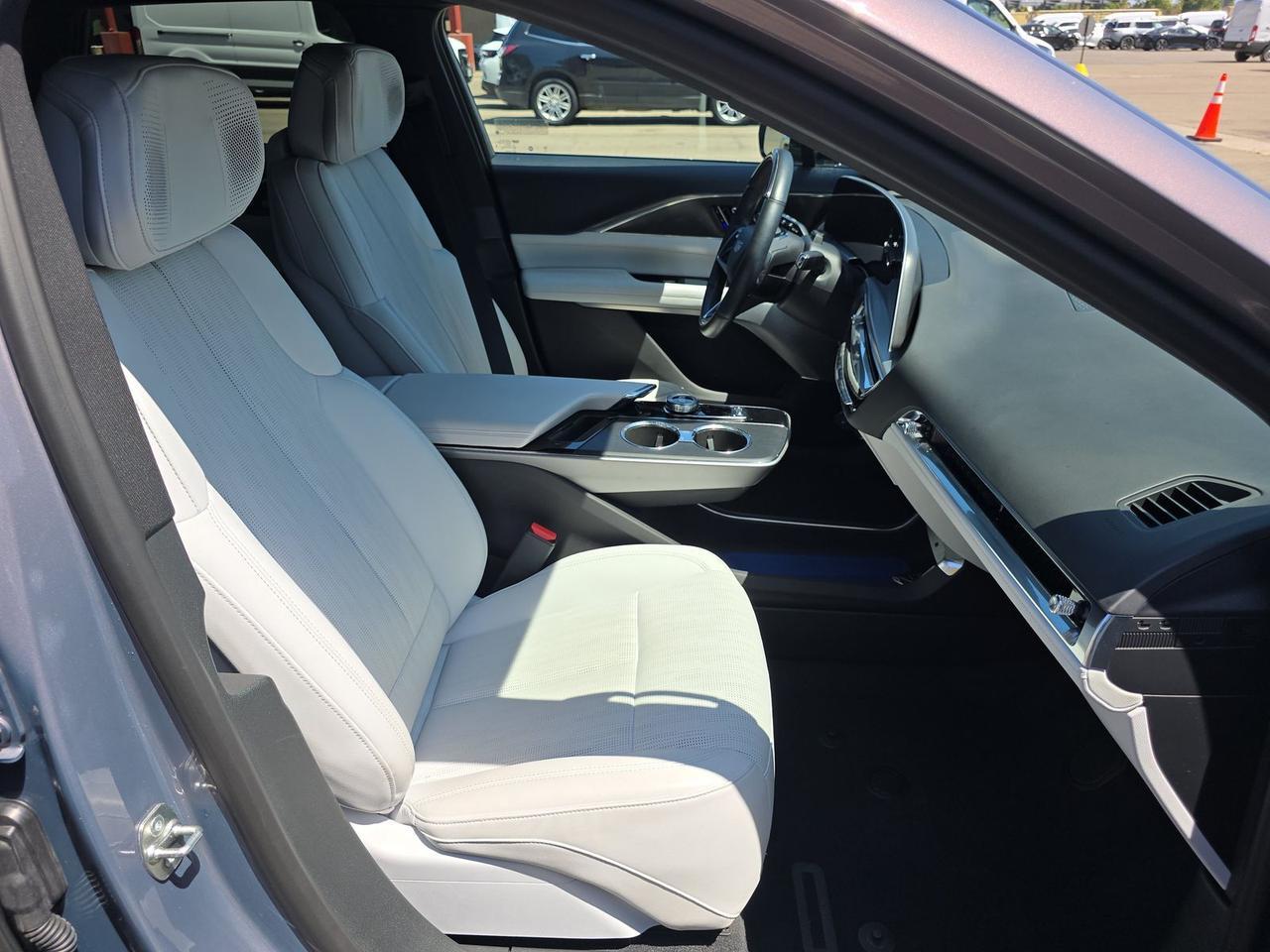 2024 Cadillac LYRIQ Sport 3 Ventilated Massage Seats AKG Sound Portland OR