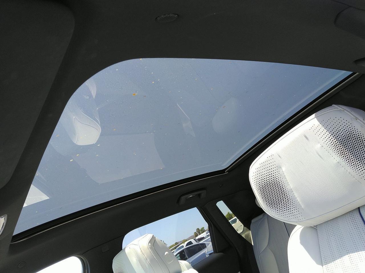 2024 Cadillac LYRIQ Sport 3 Ventilated Massage Seats AKG Sound Portland OR