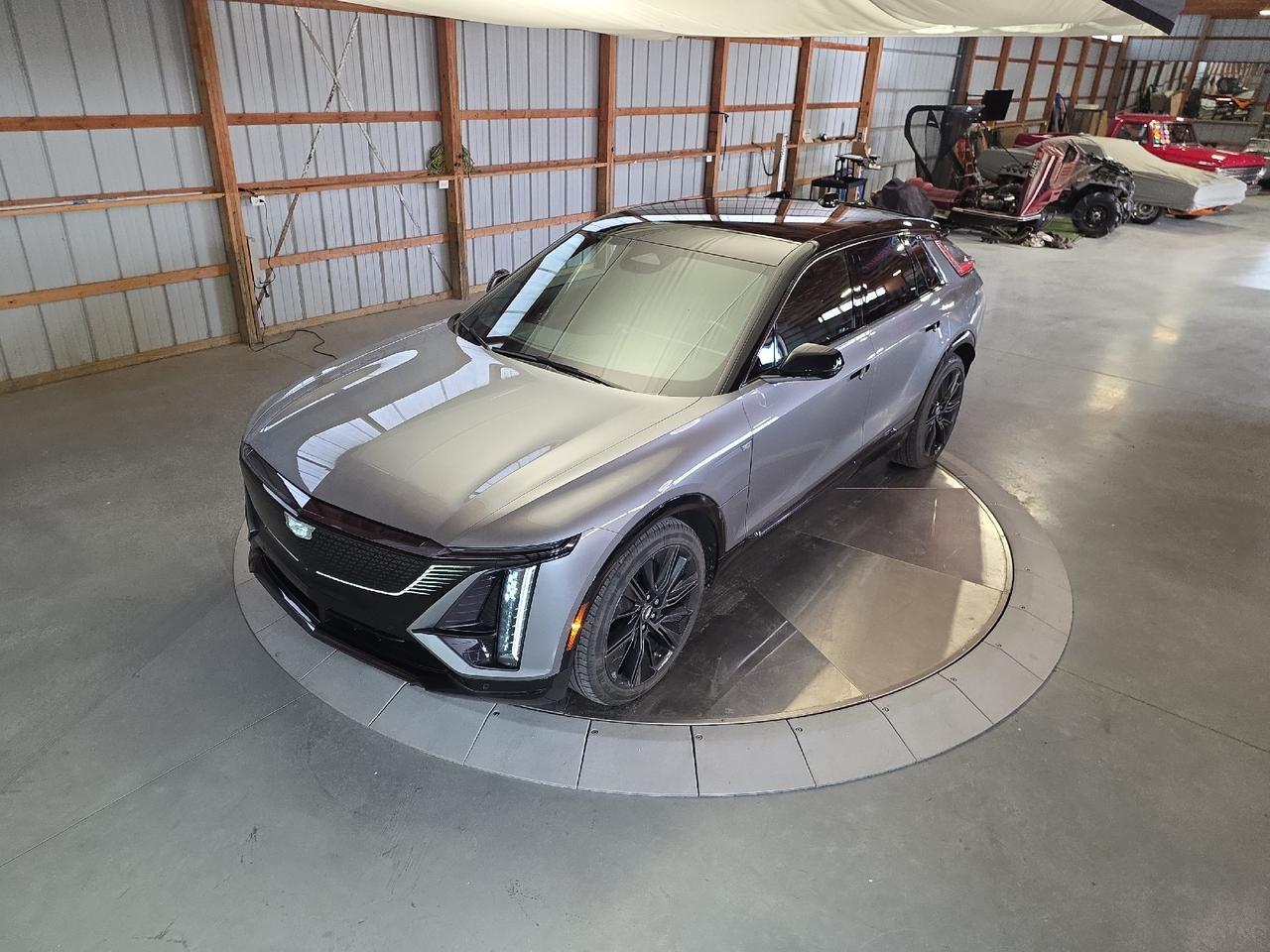 2024 Cadillac LYRIQ Sport III Sport Sand Lake NY