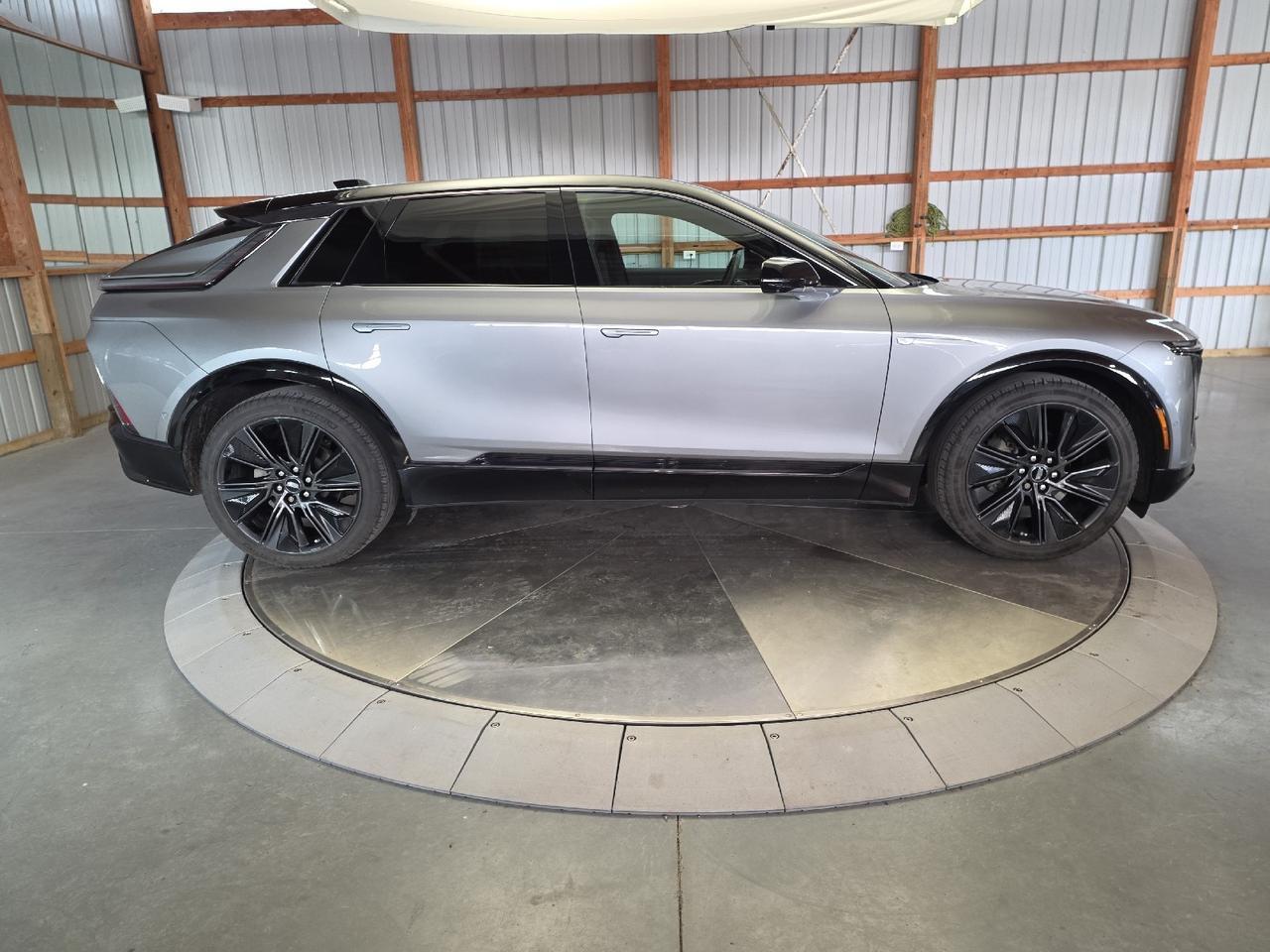 2024 Cadillac LYRIQ Sport III Sport Sand Lake NY