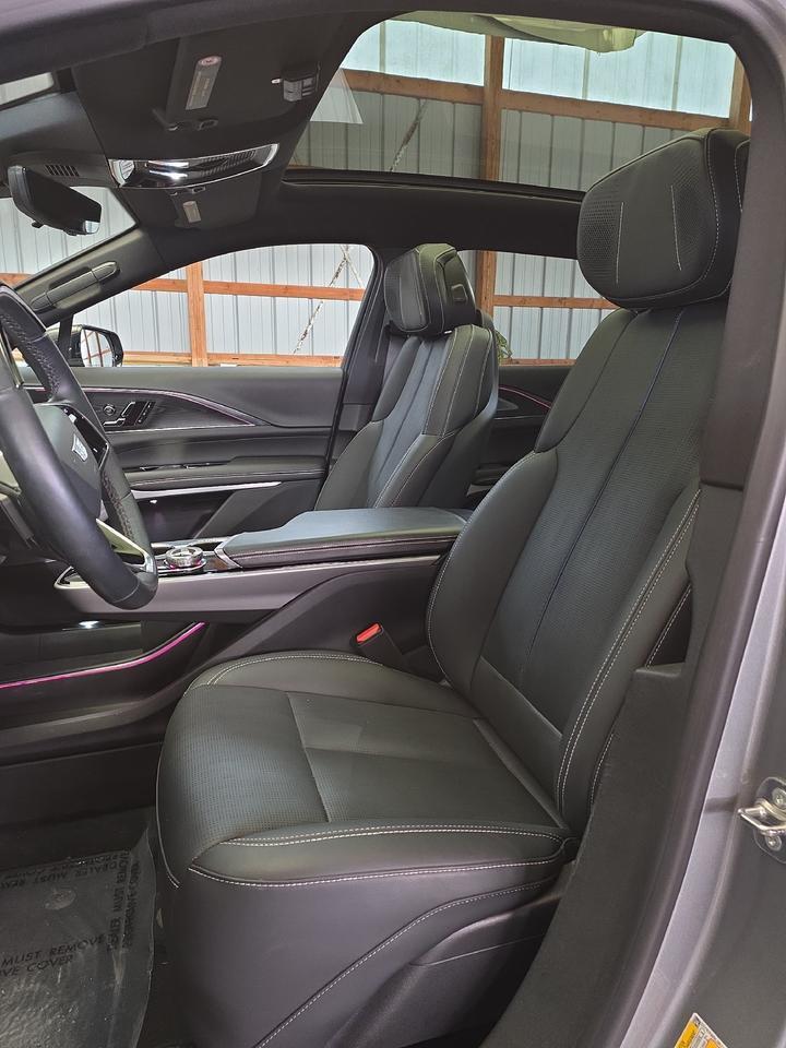 2024 Cadillac LYRIQ Sport III Sport Sand Lake NY