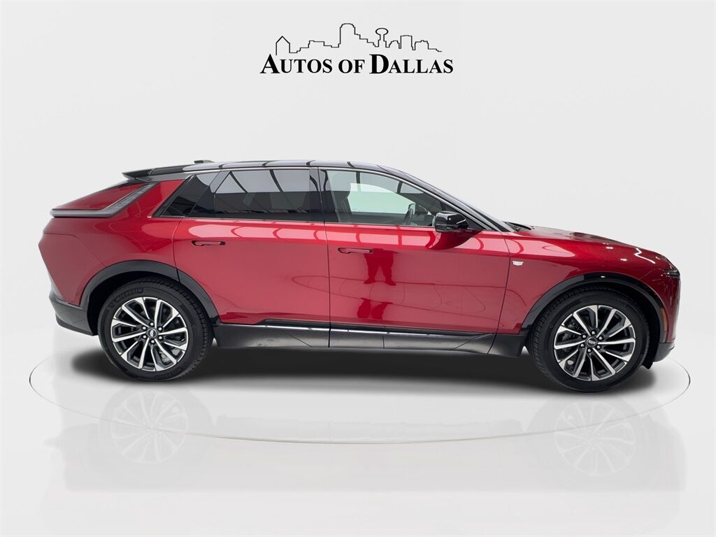2024 Cadillac Lyriq Sport photo 6