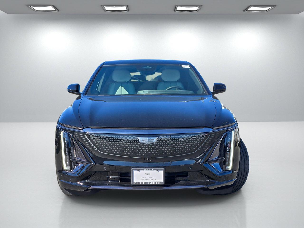 2024 Cadillac LYRIQ Sport