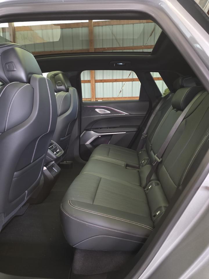 2024 Cadillac LYRIQ Sport Sand Lake NY