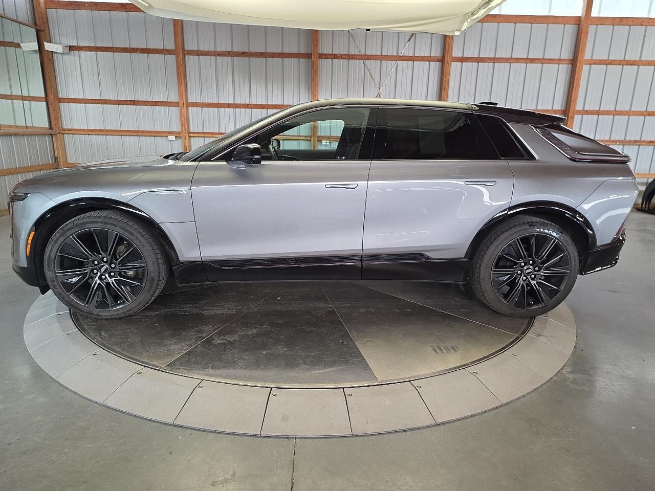 2024 Cadillac LYRIQ Sport