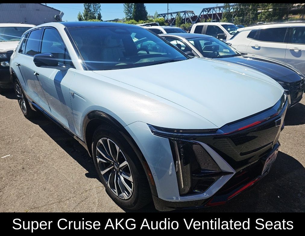 2024 Cadillac LYRIQ