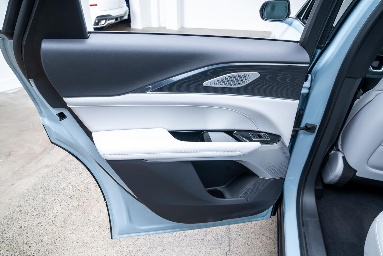 2024 Cadillac LYRIQ Sport Super Cruise AKG Audio Ventilated Seats Portland OR