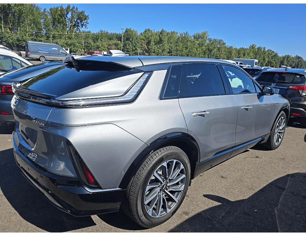 2024 Cadillac LYRIQ Sport Ventilated Massage Seats Adaptive Cruise Portland OR
