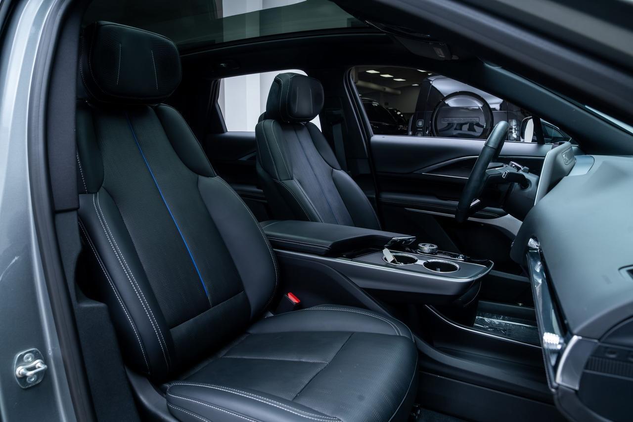 2024 Cadillac LYRIQ Sport Ventilated Massage Seats Adaptive Cruise Portland OR