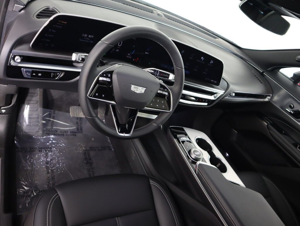 2024 Cadillac LYRIQ Tech AWD Maumee OH