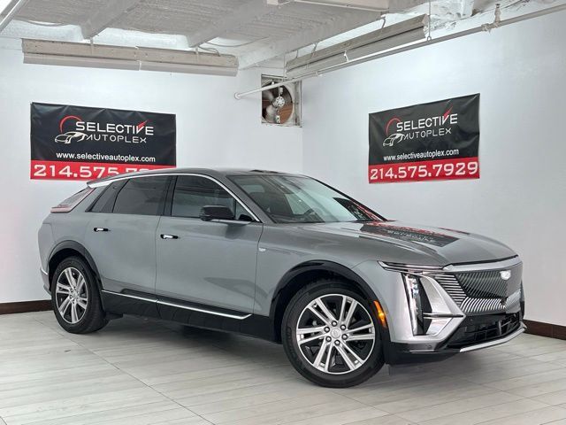 2024 Cadillac LYRIQ Tech